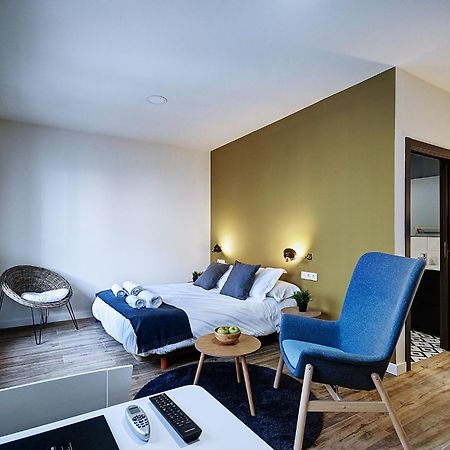 Apartamentos Al-Qazeres Luxury La Concepcion Касерес Екстер'єр фото