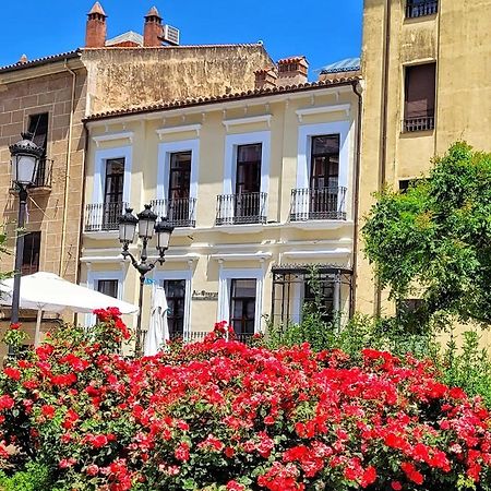 Apartamentos Al-Qazeres Luxury La Concepcion Касерес Екстер'єр фото