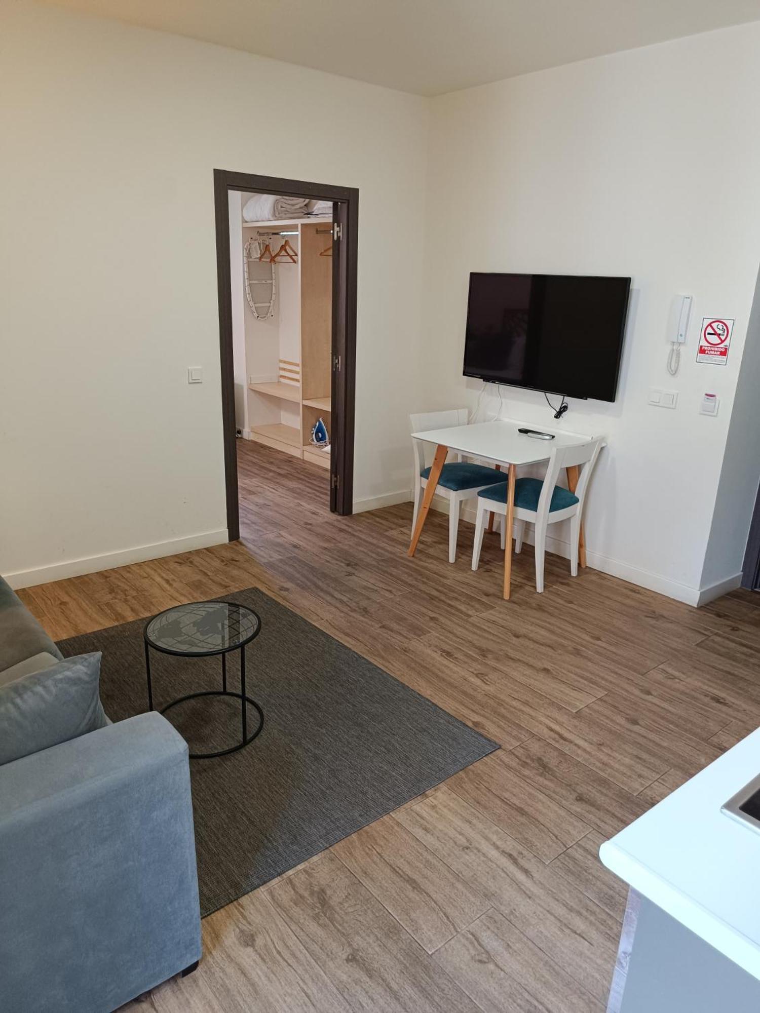 Apartamentos Al-Qazeres Luxury La Concepcion Касерес Екстер'єр фото