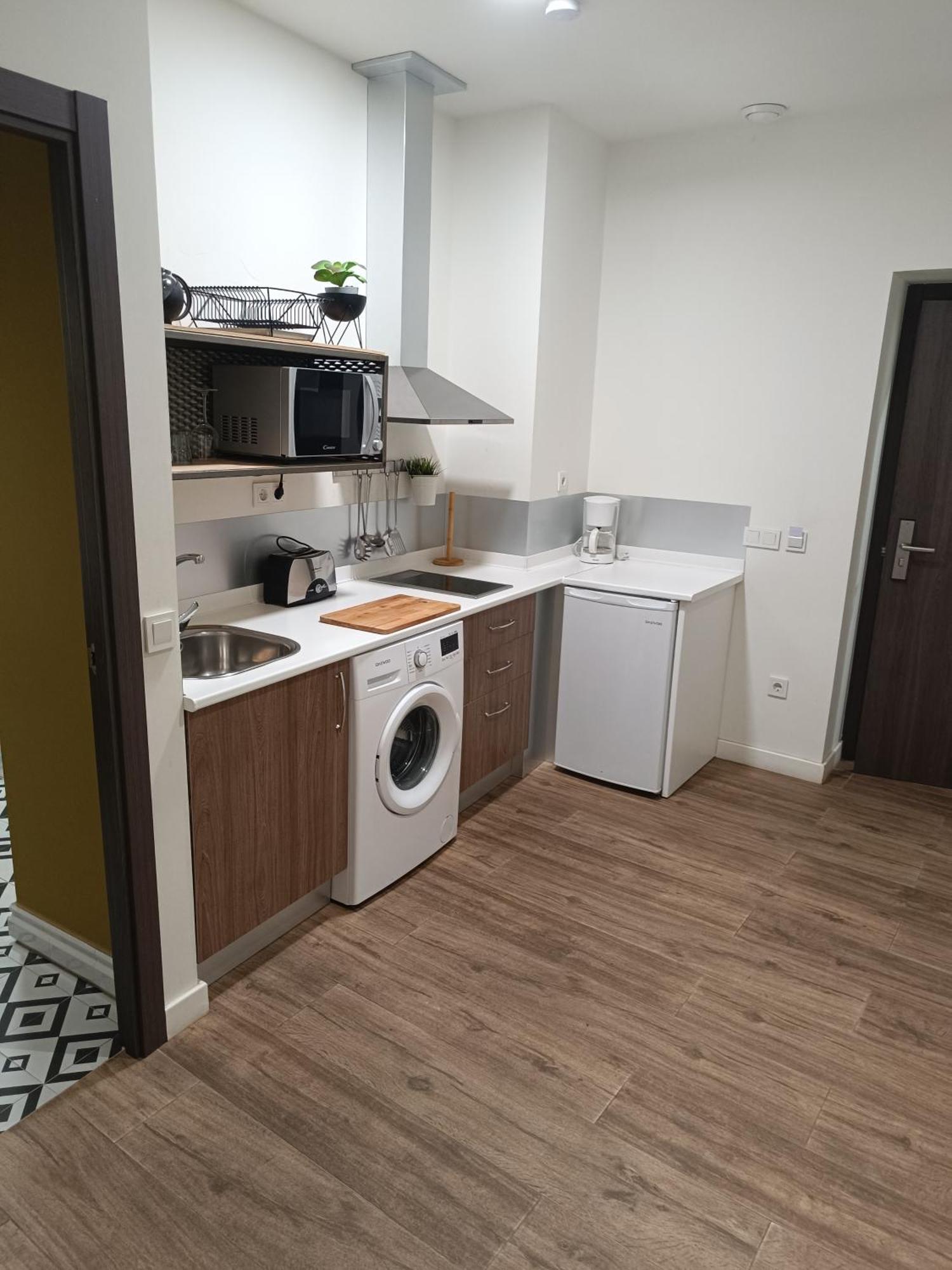 Apartamentos Al-Qazeres Luxury La Concepcion Касерес Екстер'єр фото