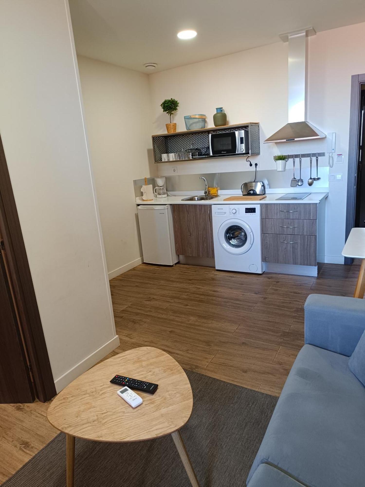 Apartamentos Al-Qazeres Luxury La Concepcion Касерес Екстер'єр фото