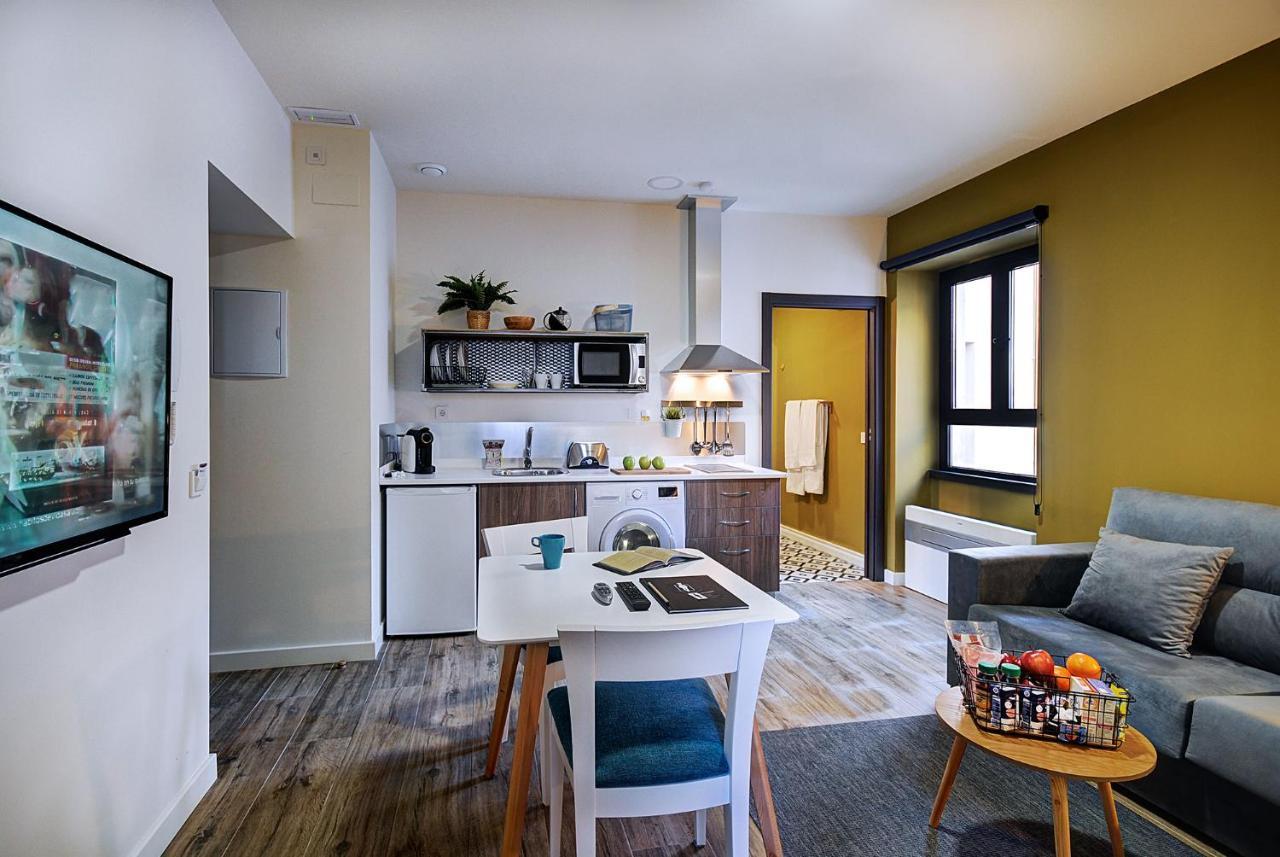 Apartamentos Al-Qazeres Luxury La Concepcion Касерес Екстер'єр фото